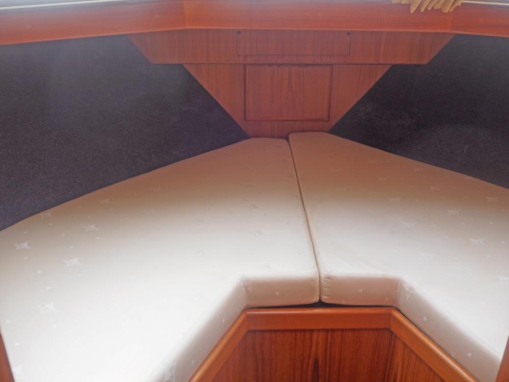 Cabin en avant, H&eacute;bergements